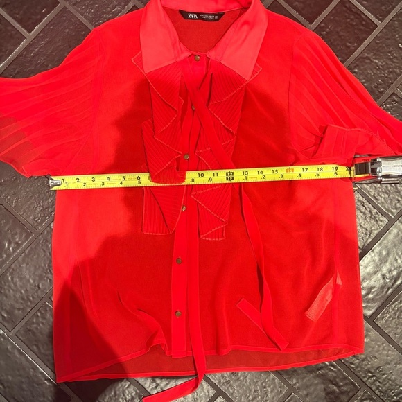 Zara Red Ruffled Short Sleeve Blouse - Picture 4 of 7